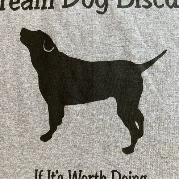 🆕 Team Dog Biscuit Black Labrador Gray Tee Shirt NWOT - Picture 6 of 8